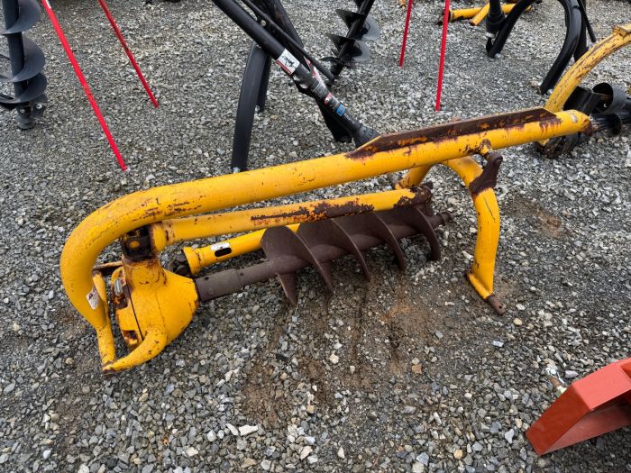 Danuser F8 12" 3pt post hole digger
