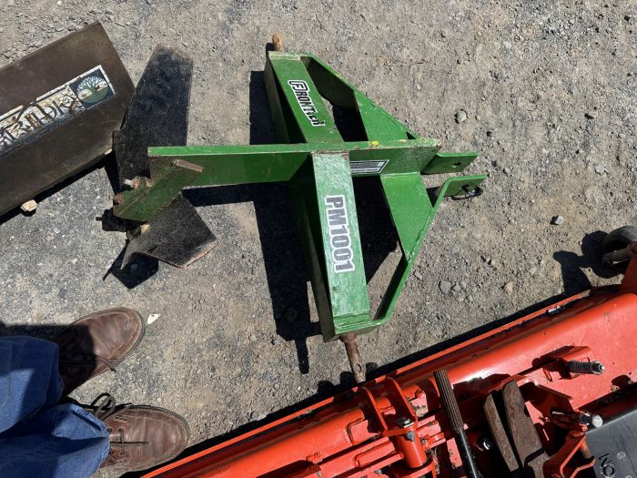 Frontier 3pt middle buster / potato plow