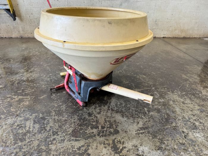 Vicon 3pt pendulum spreader PS 302