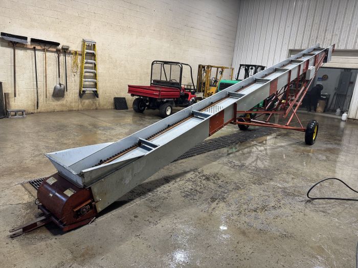 Zimmerman 36' hay and grain elevator