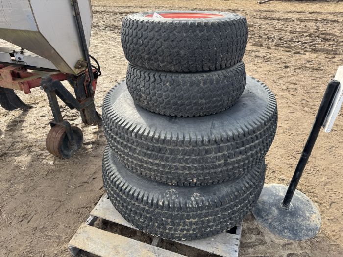 Kubota set of 4 turf tires and rims