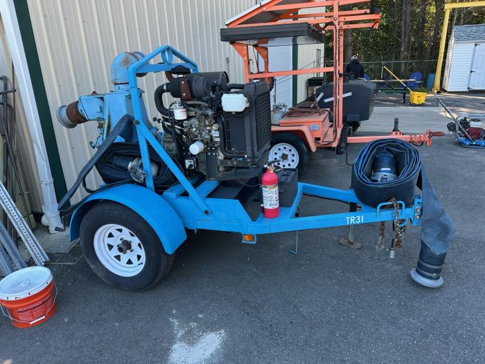 Gossen 6" diesel trash pump
