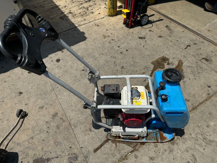 Weber MT CF 2 HD plate tamper compactor