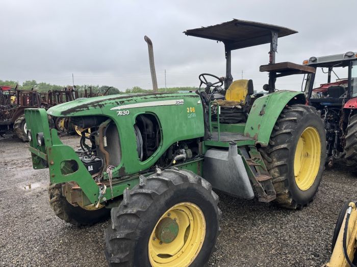 John Deere 7130 Salvage Tractor #0012666