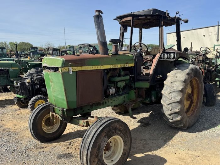 John Deere 4450 2WD Salvage Tractor 0012642