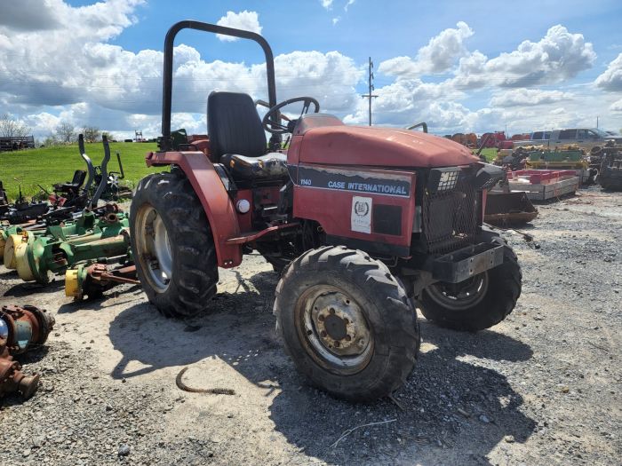 Case IH 1140 Salvage Tractor