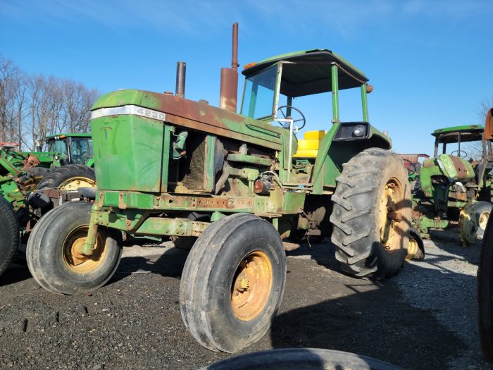 John Deere 4230 Salvage Tractor