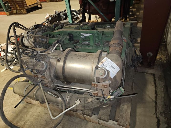 JD ENGINE ASY 6210R