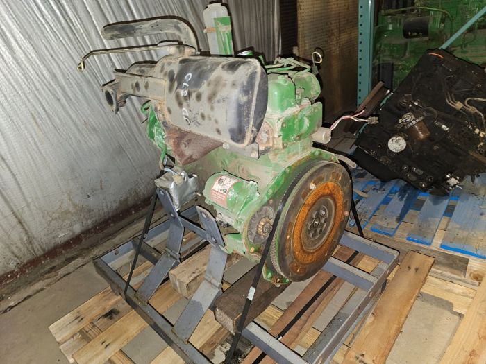 JD ENGINE ASY 870