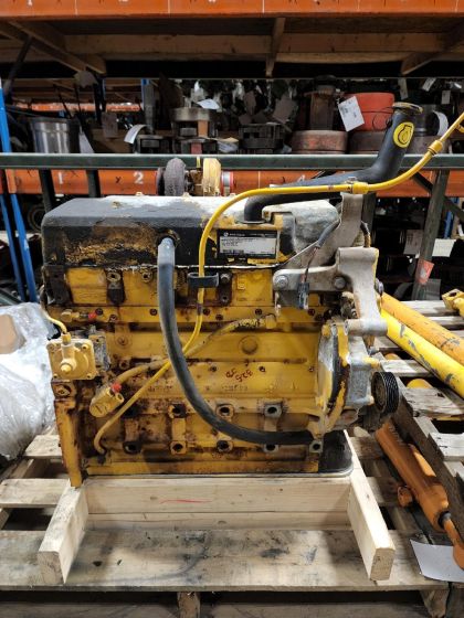 JD ENGINE ASY 325 * %