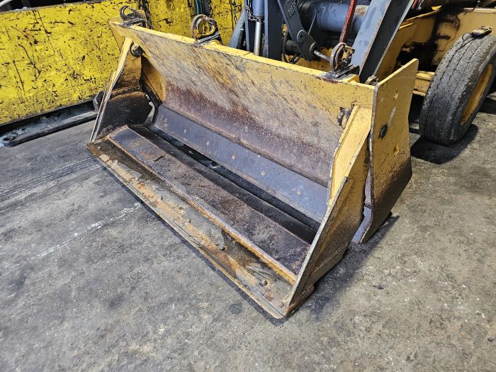 John Deere 86" 4-N-1 loader bucket 310k