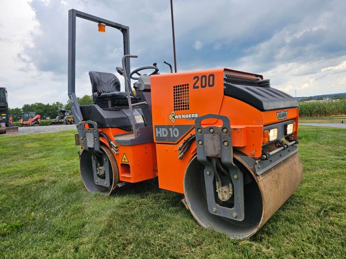 Hamm HD10 roller