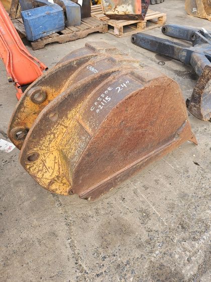 BUCKET 24"
