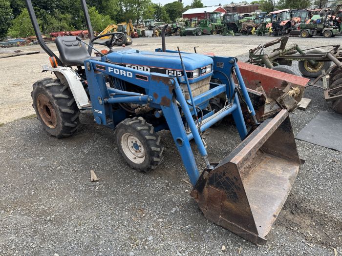 Ford 1215 4wd with loader