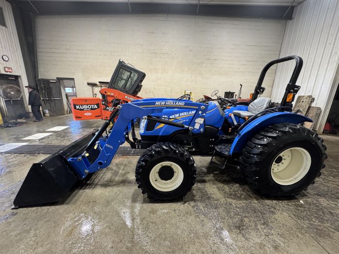 New Holland Workmaster 50 4wd tractor loader