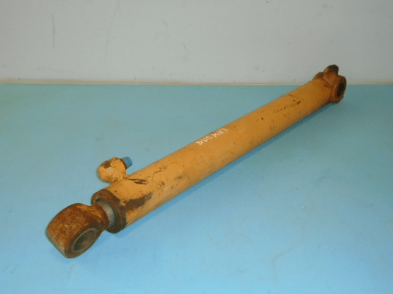 BACKHOE BUCKET CYLINDER