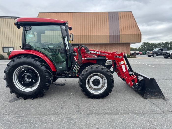 Case IH Farmall 75A 4x4 cab and loader