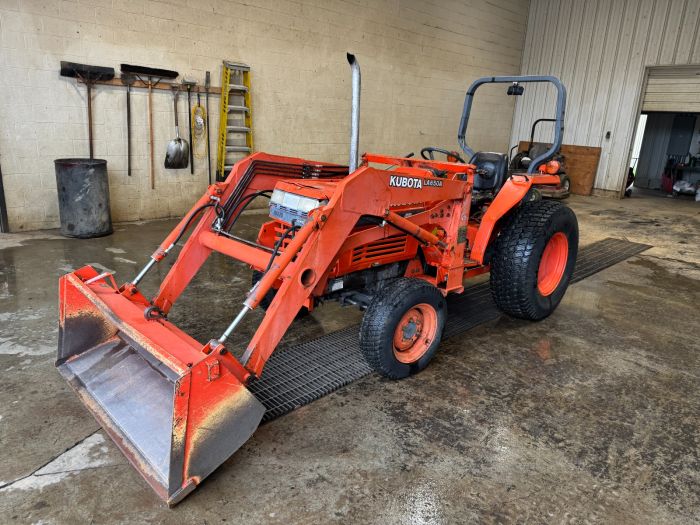 Kubota L3450 4wd loader