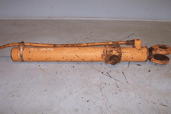 BUCKET TILT CYLINDER