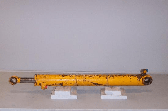 LOADER BOOM CYLINDER