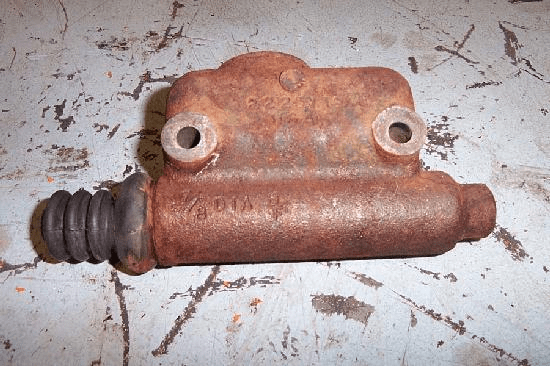 BRAKE MASTER CYLINDER