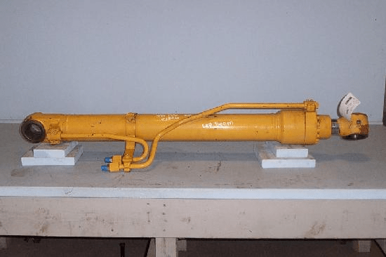 BOOM CYLINDER - L.H.