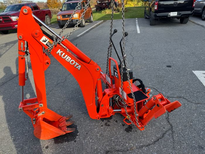 Kubota BT603 backhoe attachment