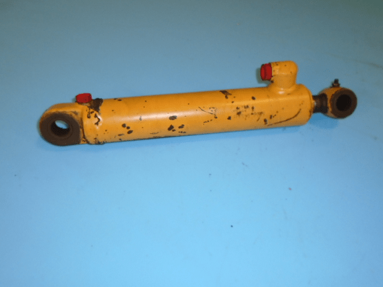 HYDRAULIC STEERING CYLINDER
