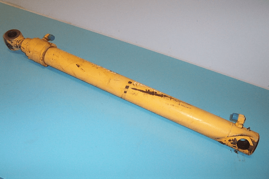 JD BACKHOE BUCKET CYLINDER