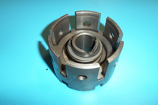 PTO CLUTCH CYLINDER
