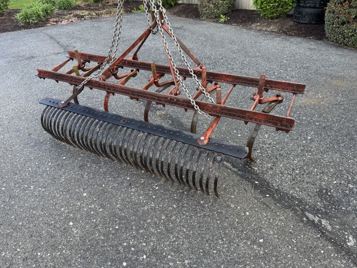 Dearborn 3pt cultivator / stone rake