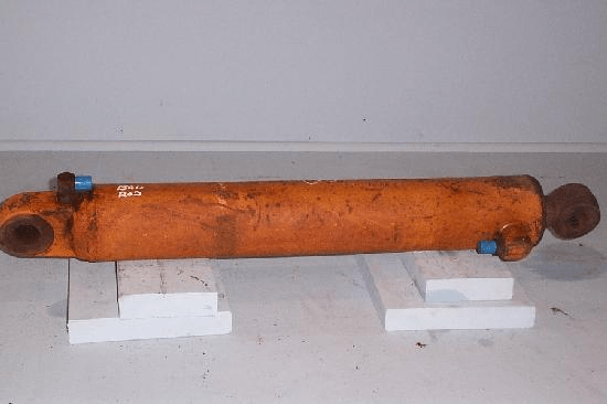 STABILIZER CYLINDER - R.H.
