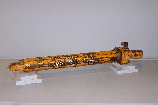 JD BACKHOE BUCKET CYLINDER