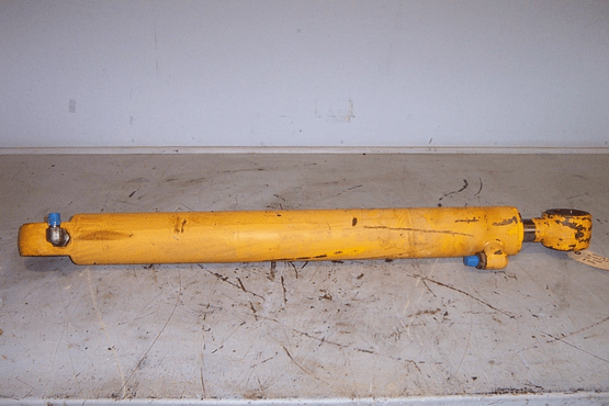 BACKHOE BUCKET CYLINDER