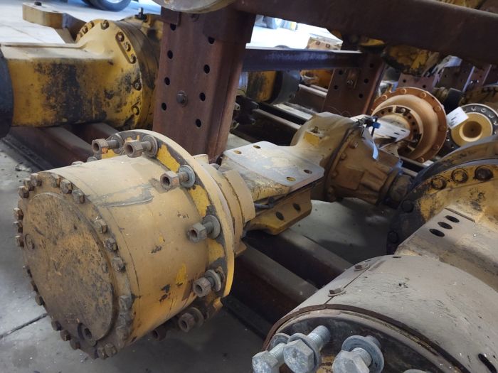 FRONT AXLE ASSY 4WD