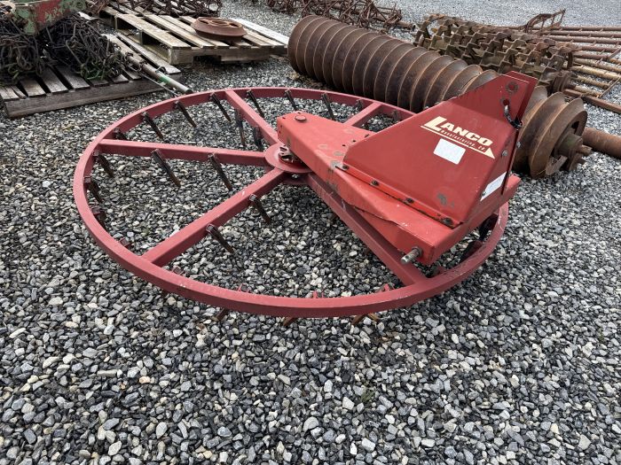 Lanco Flat top 3pt arena groomer