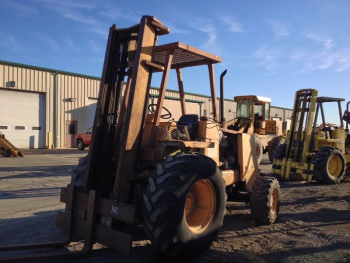 Case 585E Salvage Unit #1627