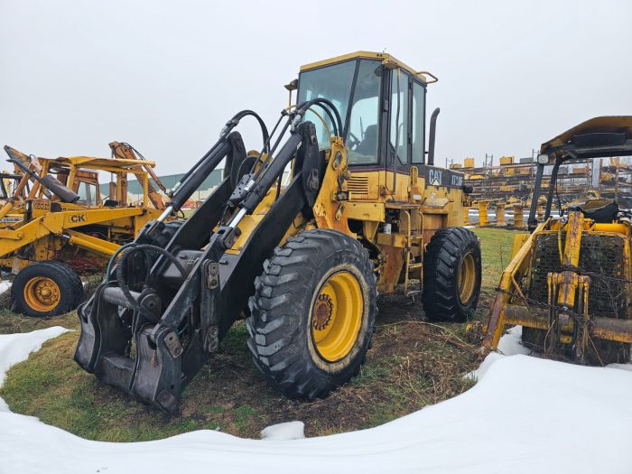 CAT IT28F Salvage Unit #2136