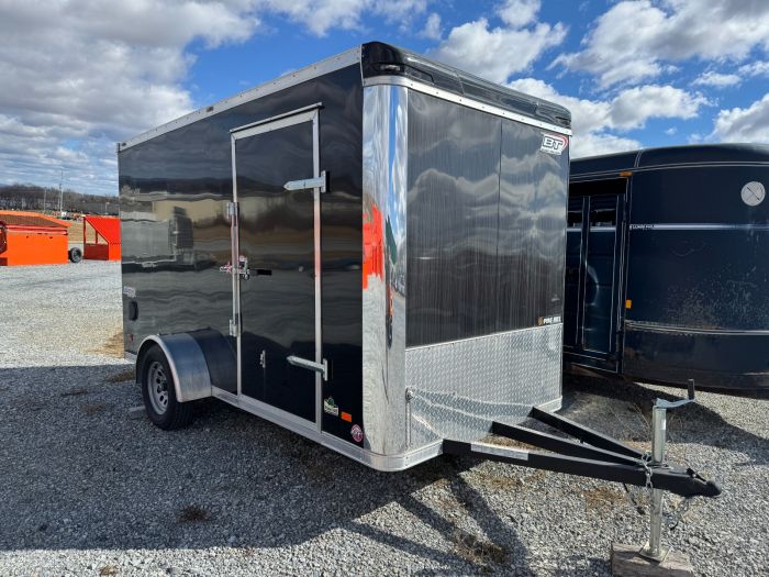 2023 Bravo 6x12 enclosed trailer 3k