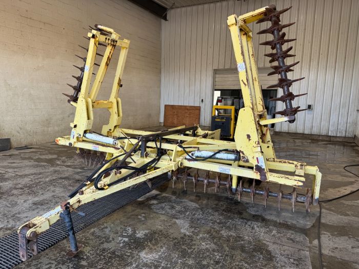AerWay 25' pull type aerator with wings