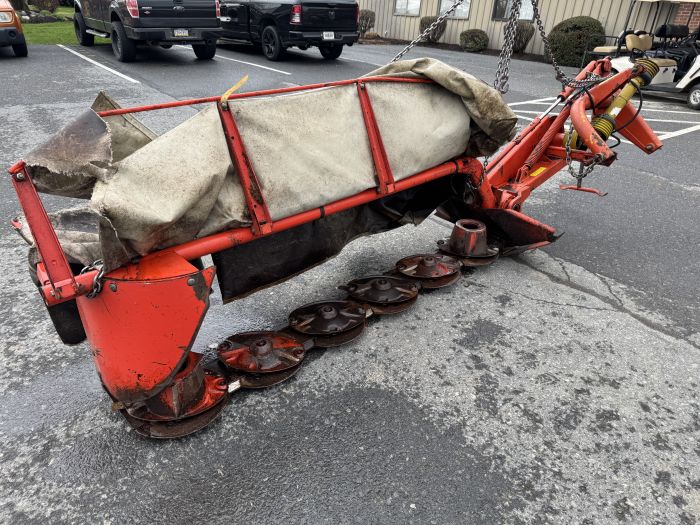 Kuhn 8' 3pt disc mower