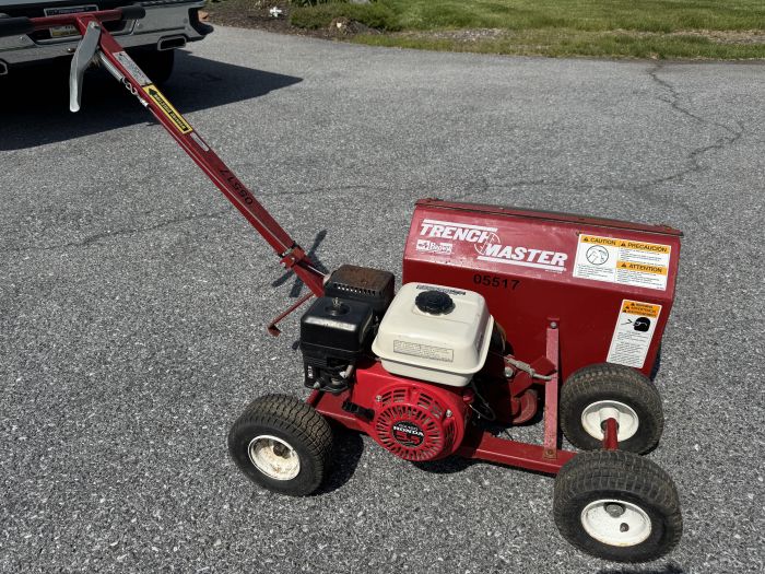 Brown Trench Master / edger